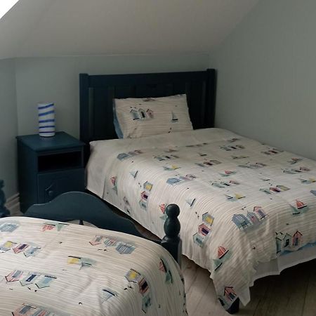 Ocean View Hotel Касълмартир Екстериор снимка
