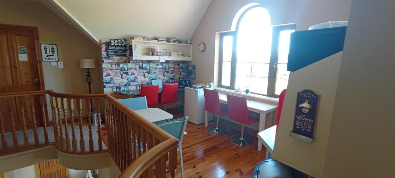 Ocean View Hotel Касълмартир Екстериор снимка