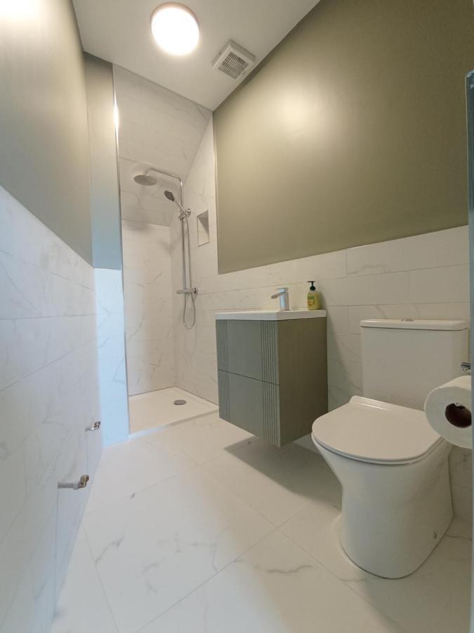 Ocean View Hotel Касълмартир Екстериор снимка